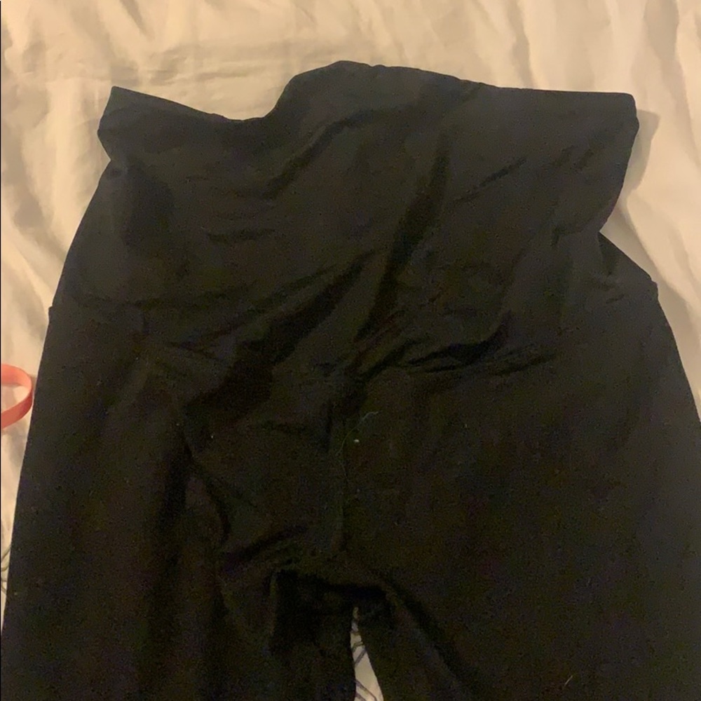 Maternity workout leggings